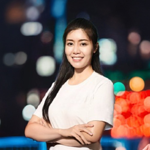 เอสเธอร์  ยาห์ชนิกูล (จูน) — เลขานุการกองบรรณาธิการ