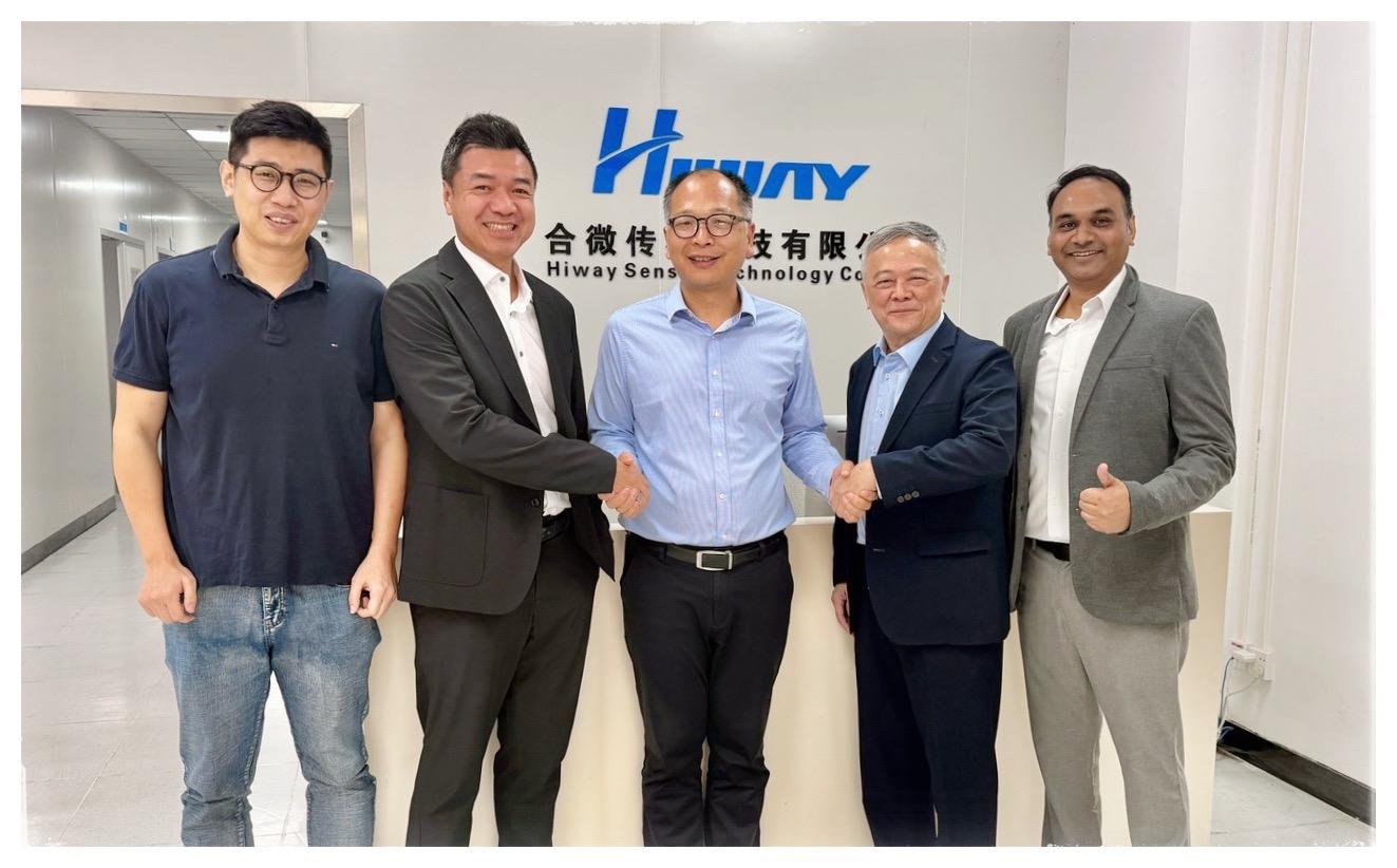 ภาพประกอบข่าว PTECH ผนึก Hiway ผลิตชิปตรวจสอบแรงดันลมยาง